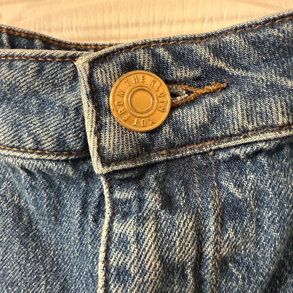 Kut from the Kloth Blue Denim Midi Skirt - Picture 3 of 3